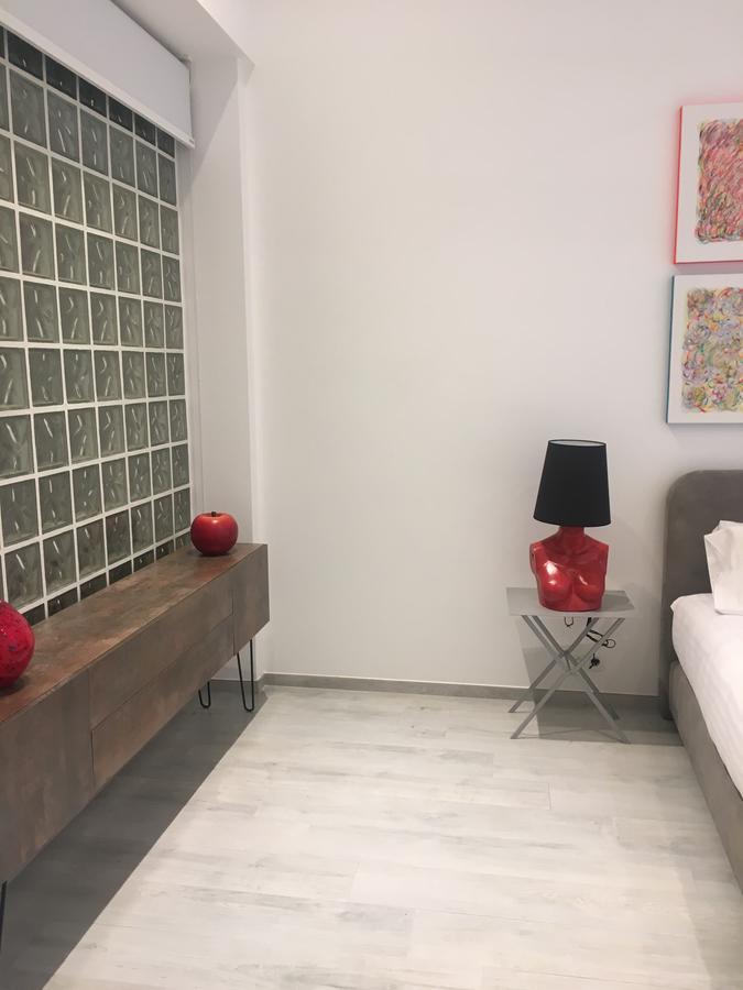 Aparthotel Les Lofts De Styliste Saint-Gilles Esterno foto