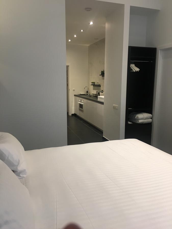 Aparthotel Les Lofts De Styliste Saint-Gilles Esterno foto