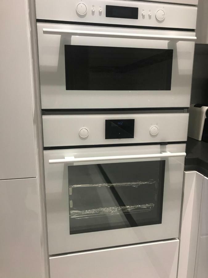 Aparthotel Les Lofts De Styliste Saint-Gilles Esterno foto