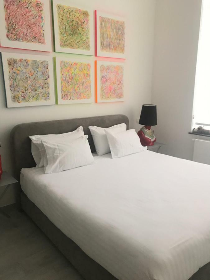 Aparthotel Les Lofts De Styliste Saint-Gilles Esterno foto