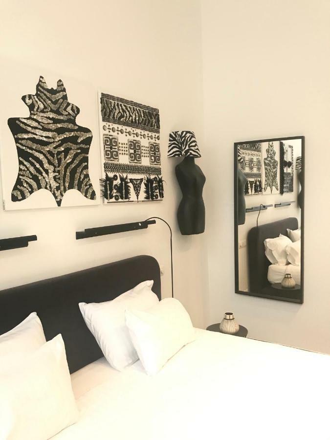 Aparthotel Les Lofts De Styliste Saint-Gilles Esterno foto